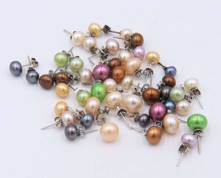 Group Lot of 925 Sterling Silver Multi Color Pearl Stud Earrings