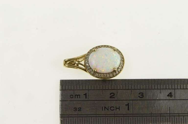 10K Yellow Gold Natural Opal Diamond Halo Vintage Charm/Pendant