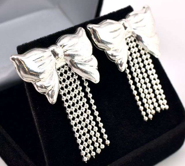 Pretty Bow Stud Earrings In Sterling Silver