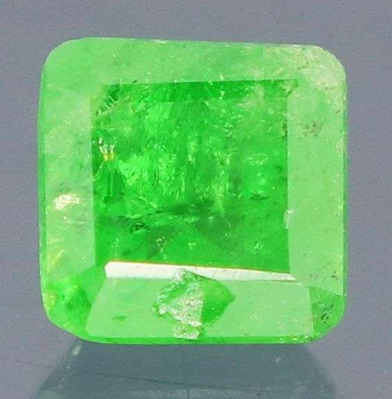 Glittering .48ct top kelly green Tsavorite Garnet