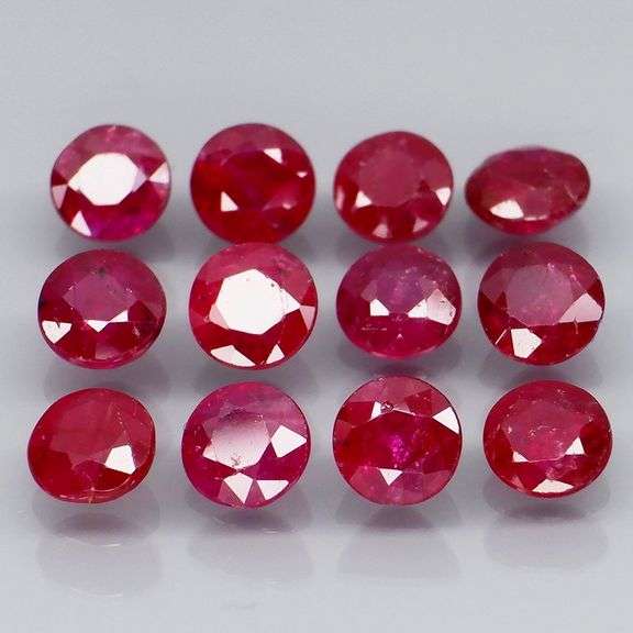 Heated only! 3.14ct natural red Ruby set