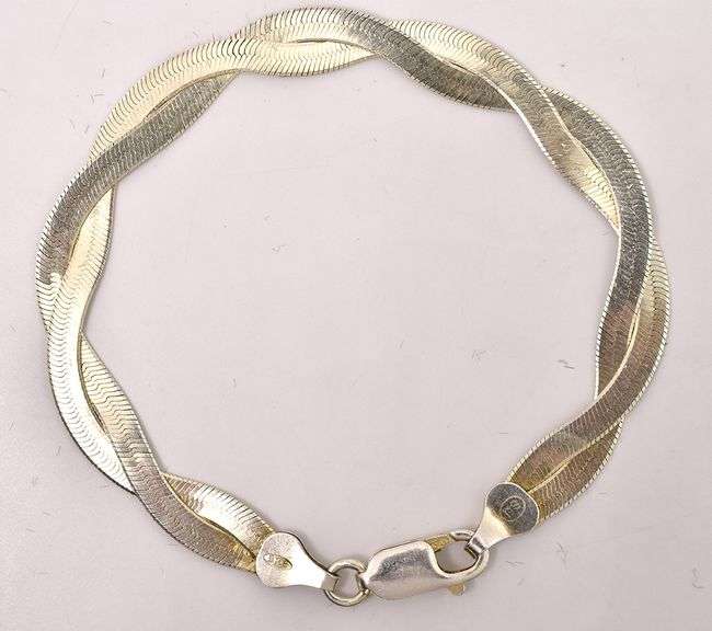 Herringbone chain Bracelet In Sterling Silver