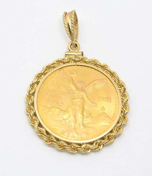 Beautiful 1981 Mexcian 1/2 Oz. Gold Coin Pendant