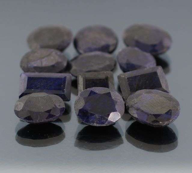 Massive 106.44ct royal blue Sapphire set