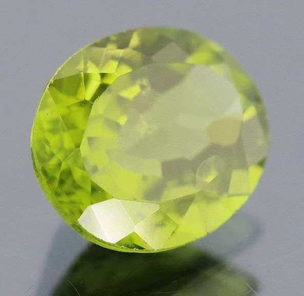 Large 2.72ct Burma green Peridot