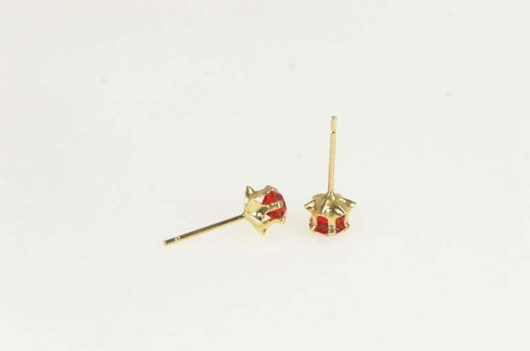 14K Yellow Gold Round Syn Ruby Vintage Solitaire Stud Earrings