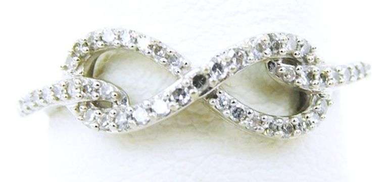 10K White Gold Pave Diamond Infinity Ring, 6.5