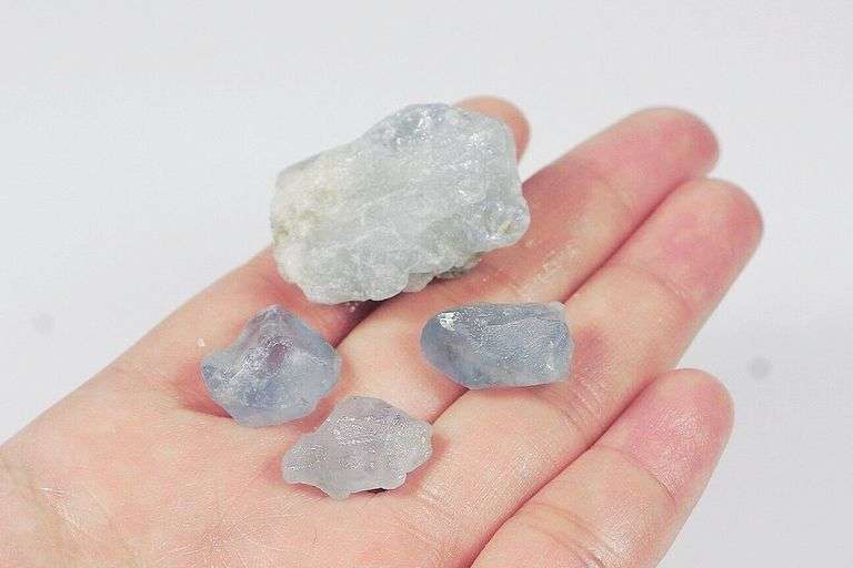 Gorgeous 163ct uncut Celestite set