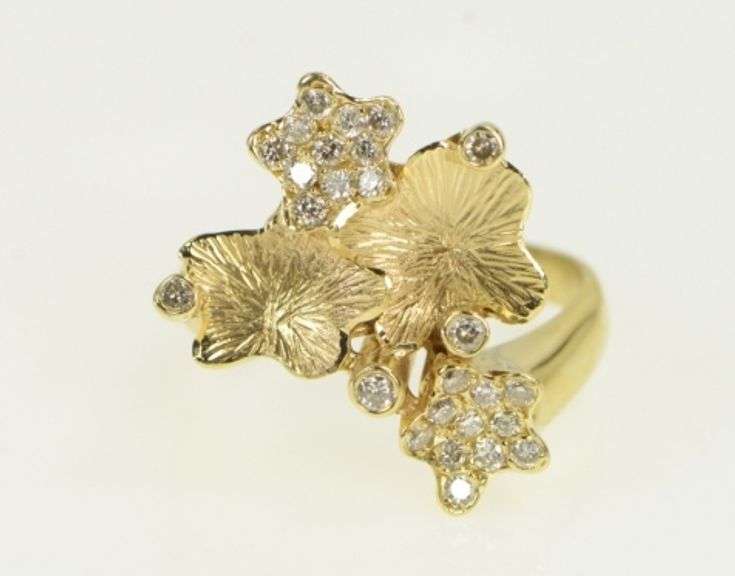 14K Yellow Gold Diamond Ornate Floral Cluster Statement Ring