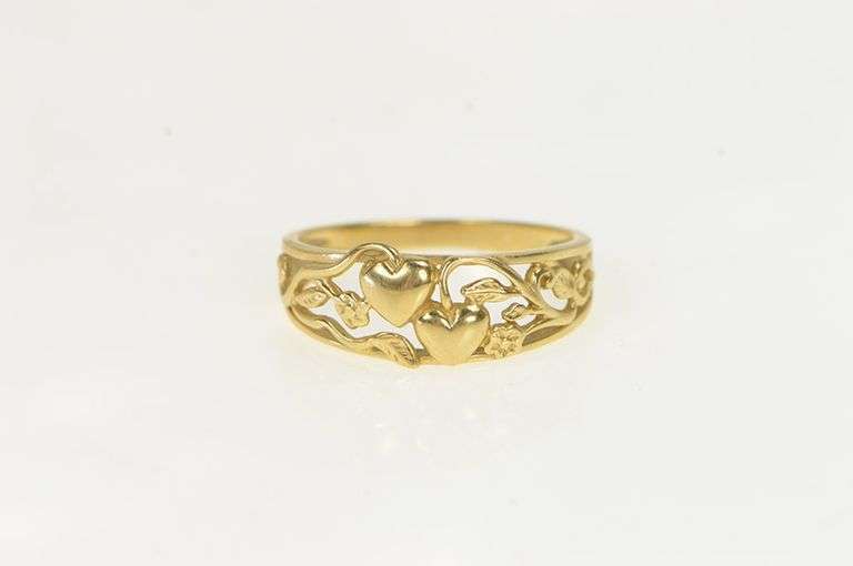 14K Yellow Gold Ornate Heart Design Love Vine Statement Ring