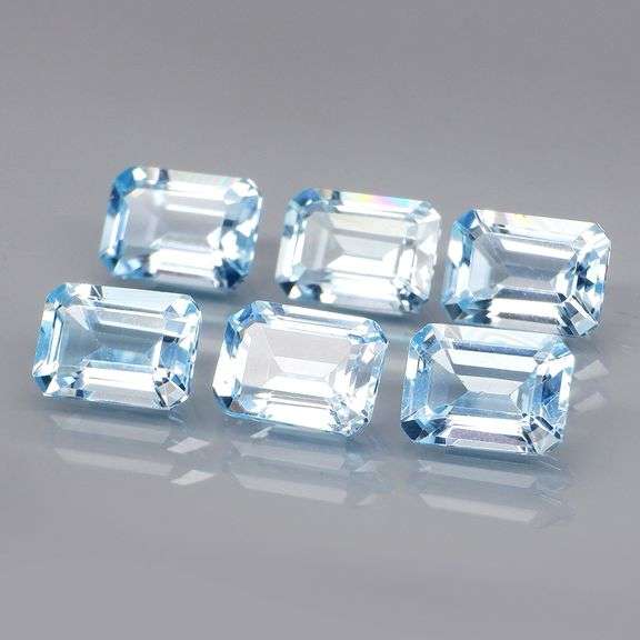 Beautiful 7.16ct sky blue Topaz set