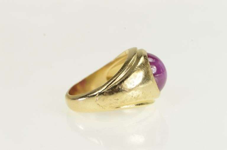 14K Yellow Gold Oval Syn. Star Ruby Cabochon Retro Ring