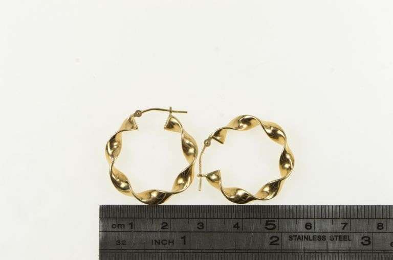 14K Yellow Gold 27.4mm Retro Twist Corkscrew Hoop Earrings
