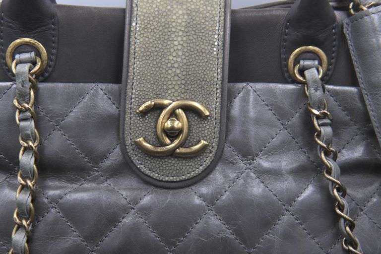 Chanel Vintage Stingray Bindi Bag