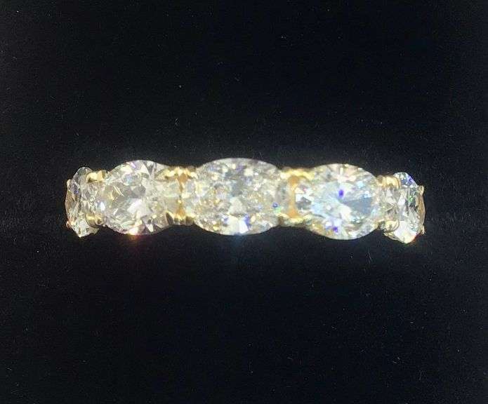 MESMERIZING 18K YELLOW GOLD SEMI ETERNITY DIAMOND RING