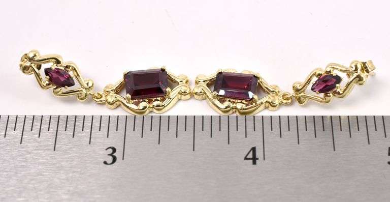 Sophisticated Red Garnet Dangle Earrings In 14K Yellow Gold