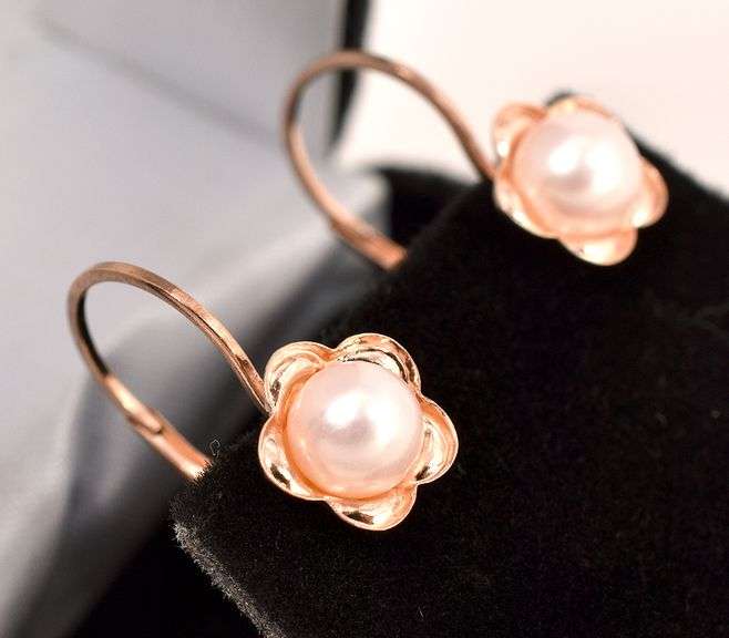 Adorable Flower Pearl Dangle Earrings In 14K Rose Gold