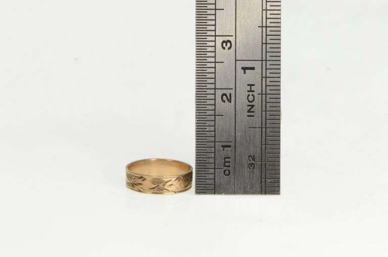 14K Yellow Gold Victorian Ornate Leaf Pattern Baby Band Childs Ring