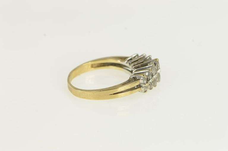14K Yellow Gold 1.04 Ctw Graduated Diamond Vintage Band Ring