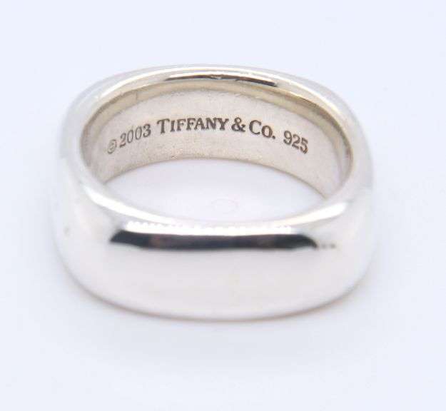 Tiffany & Co Cushion Sqare Band