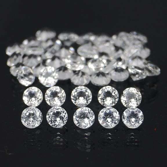 Glittering 3.03ct UNHEATED diamond white Topaz set