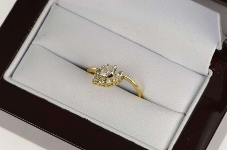 18K Yellow Gold 0.40 Ctw Marquise Diamond Vintage Engagement Ring