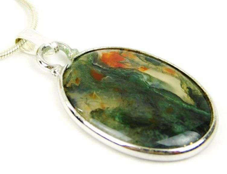 Beautiful Moss Agate Sterling Pendant & Chain