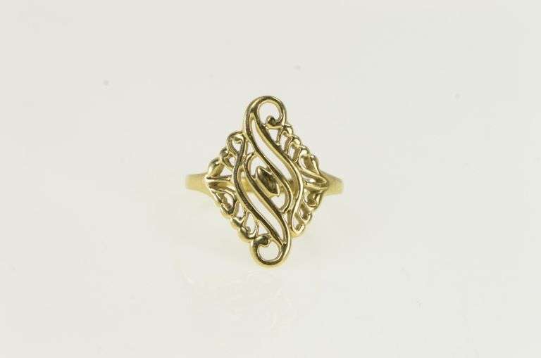 14K Yellow Gold Ornate Scroll Filigree Vintage Statement Ring