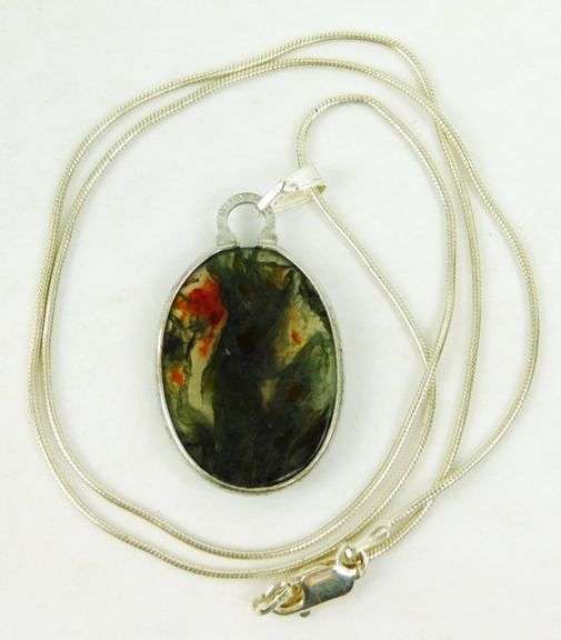 Beautiful Moss Agate Sterling Pendant & Chain