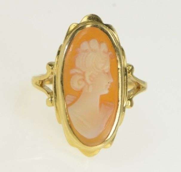 14K Yellow Gold Oval Carved Shell Cameo Ornate Statement Ring