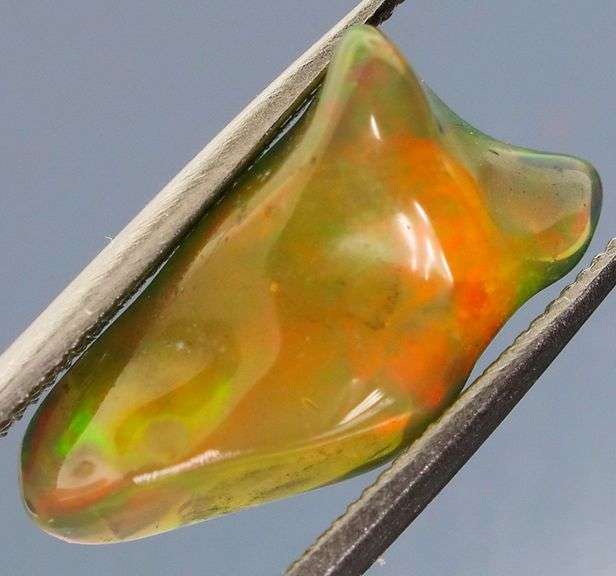 Amazing 2.76ct free form black Opal vein