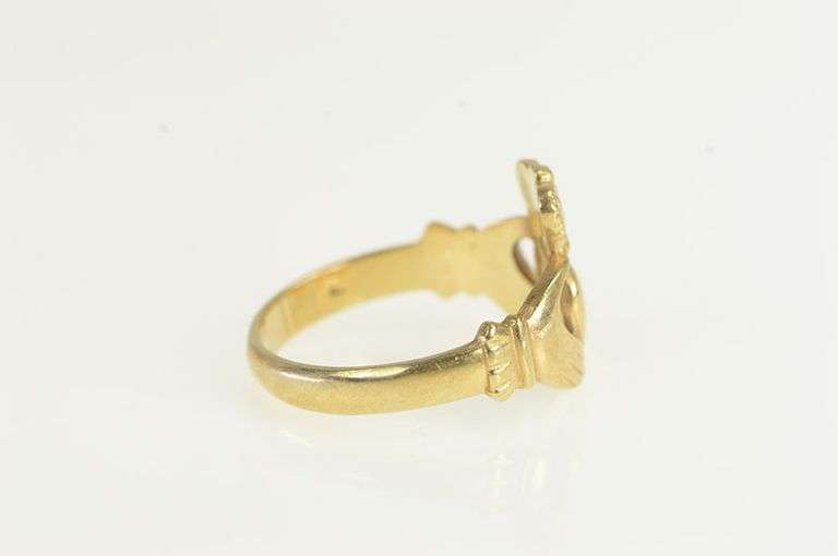 14K Yellow Gold Claddagh Celtic Loyalty Symbol Irish Ring
