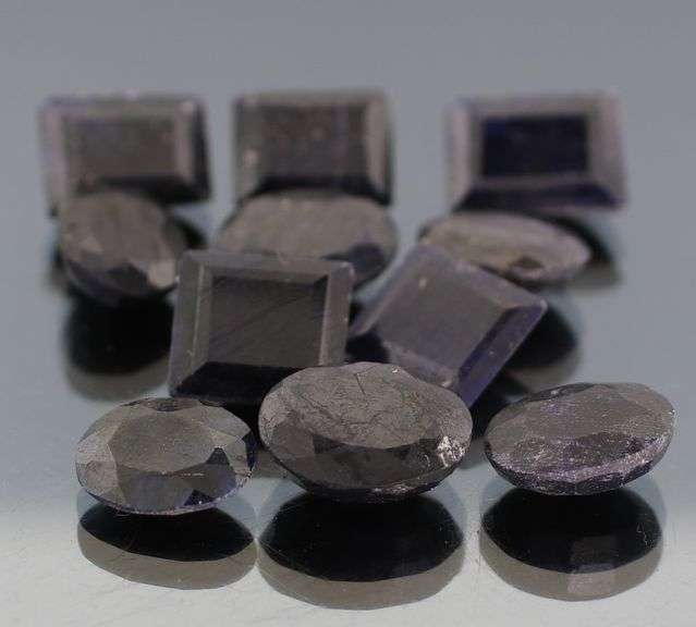 Massive 106.74ct royal blue Sapphire set