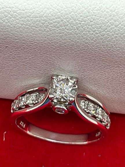 CERTIFIED 14K WHITE GOLD AND DIAMOND RING