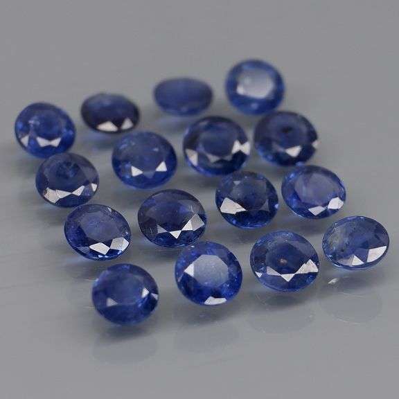 Fantastic 3ct denim blue Sapphire set