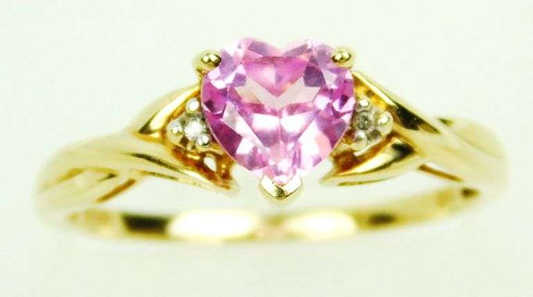 10K Pink Sapphire Heart Ring, Size 6.5