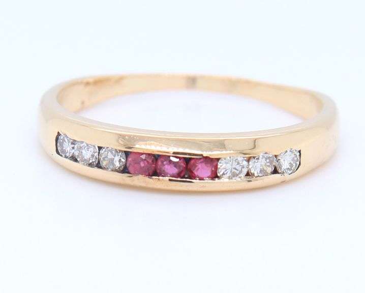 Stunning Yellow Gold Diamond and Ruby Band