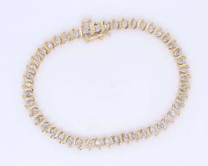Elegant Yellow Gold 1.50ctw Diamond S Tennis Bracelet