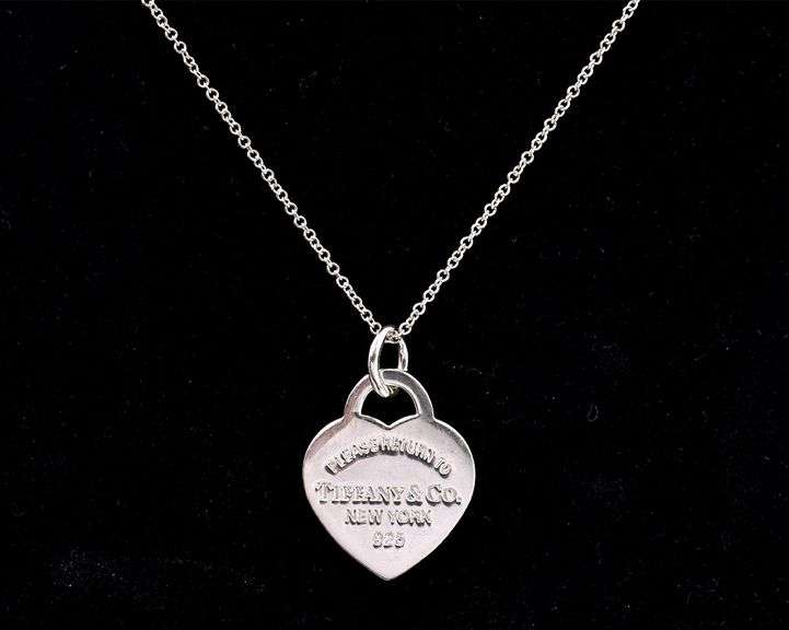 Pre-Owned Genuine Tiffany & Co. Heart Pendant Necklace In Sterling Silver