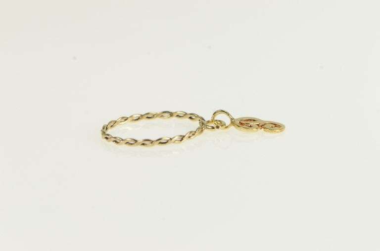 14K Yellow Gold E Cursive Letter Monogram Initial Charm Ring