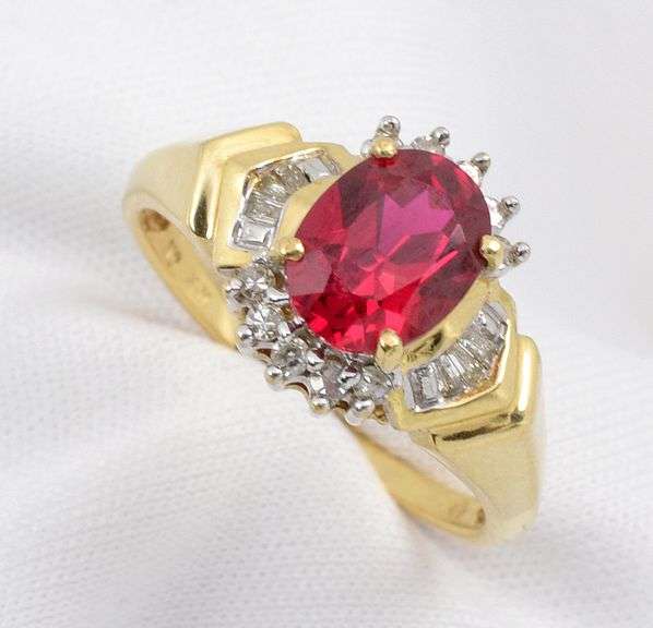 Attractive Ruby and Diamond Ring