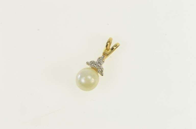 14K Yellow Gold Pearl Diamond Accent Vintage Statement Pendant