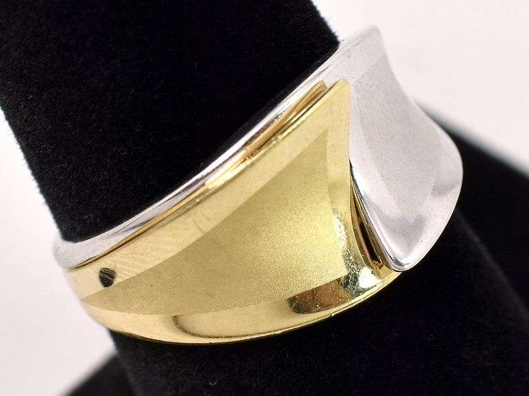 Elegant Puzzel Ring In Yellow and White Gold