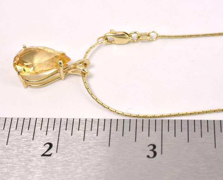 Simply Beautiful Citrine Pendant Necklace In 14K Yellow Gold