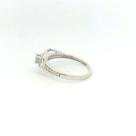 10K White Gold Diamond Swirl Design Promise Engagement Ring
