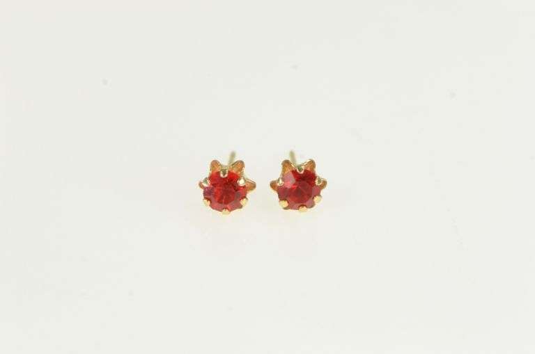 14K Yellow Gold Round Syn Ruby Vintage Solitaire Stud Earrings