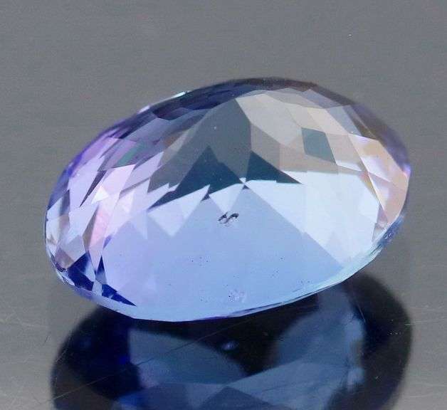 Exquisite 3.79ct strong blue violet eye clean Tanzanite