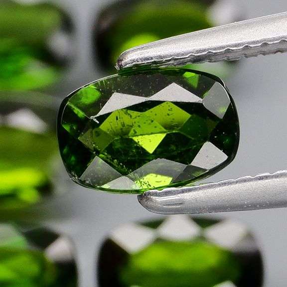 Rich forest green 3.45ct Chrome Diopside set