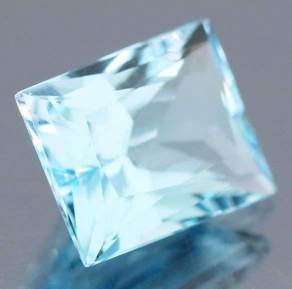 Vivid! 7.08ct radiant cut Swiss blue Topaz