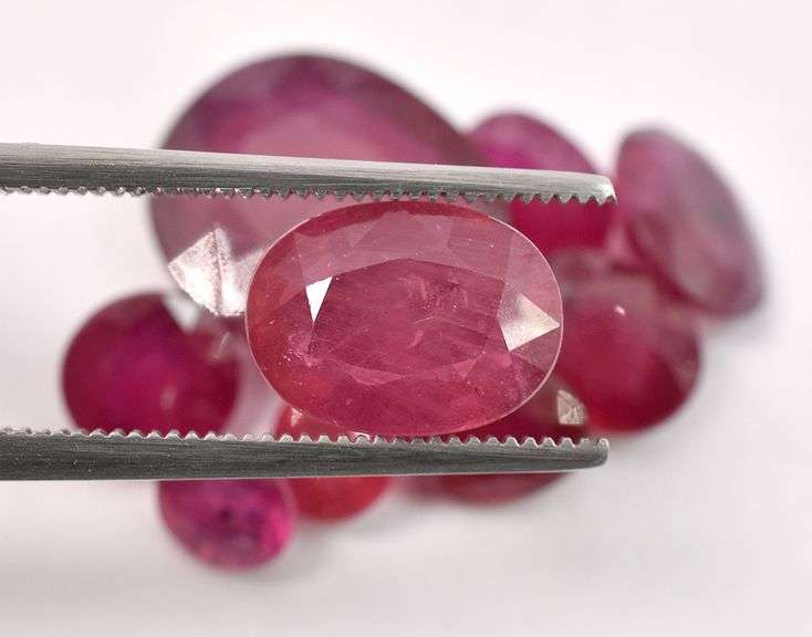 Delightful 26.00CTW Collection of Ruby Gemstone Parcel